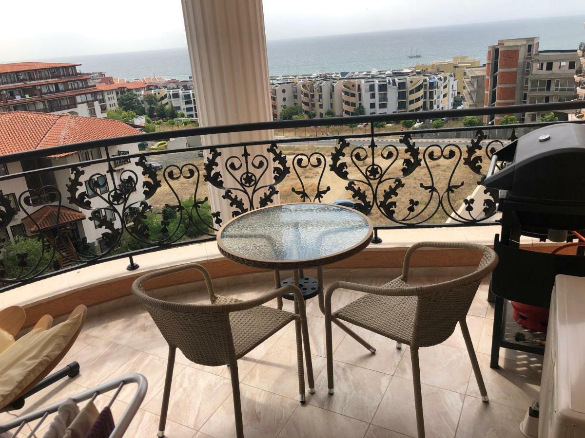 Amazing Apartment Facing The Sea بورغاس المظهر الخارجي الصورة